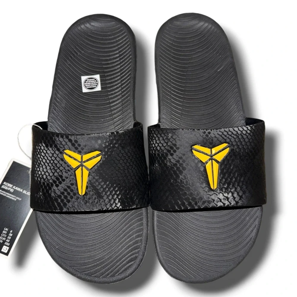 Nike Kobe Kawa Slide GS Black University Gold IF2871-003 7Y Kids Fits Women 8.5